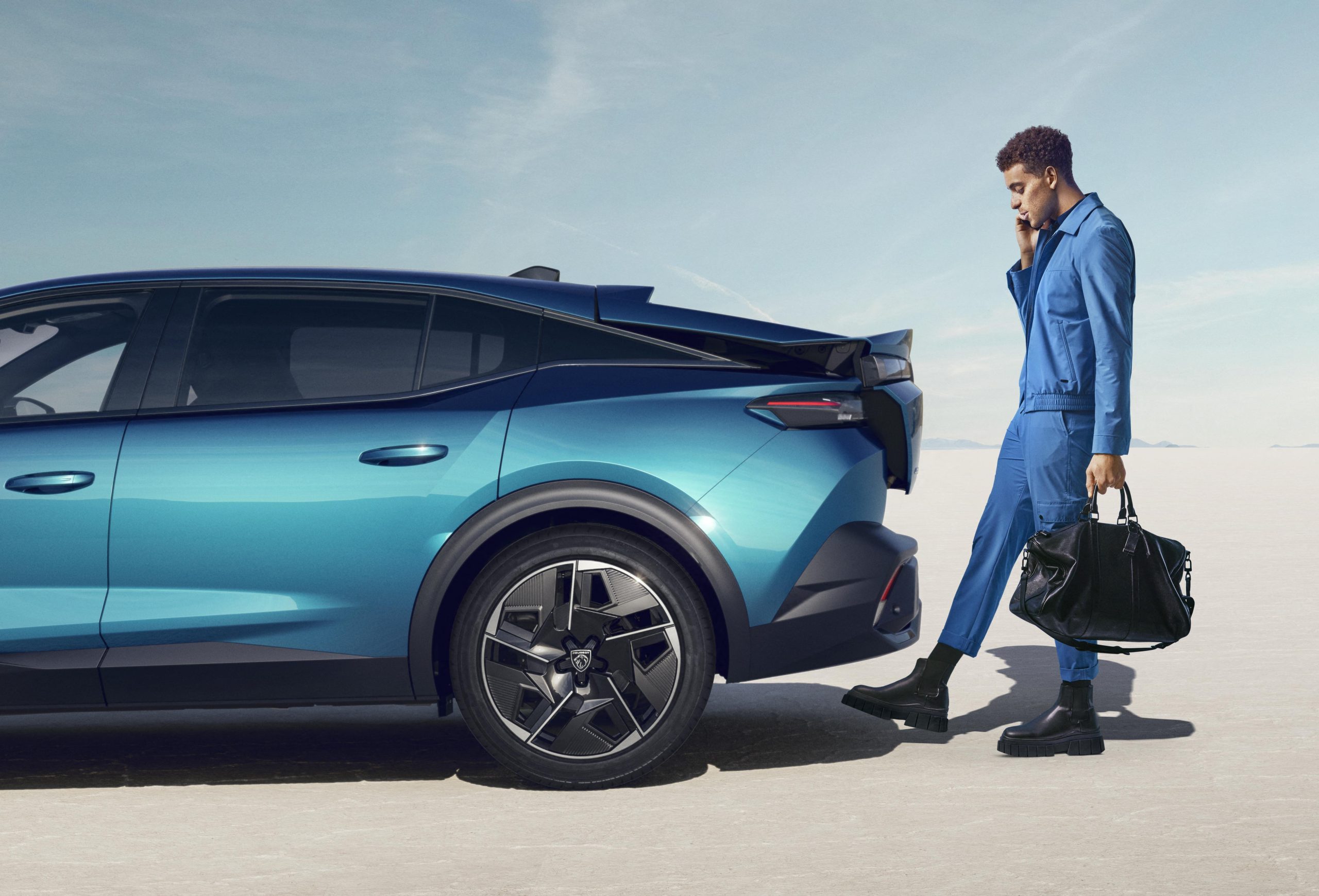 Peugeot 408 Heckansicht